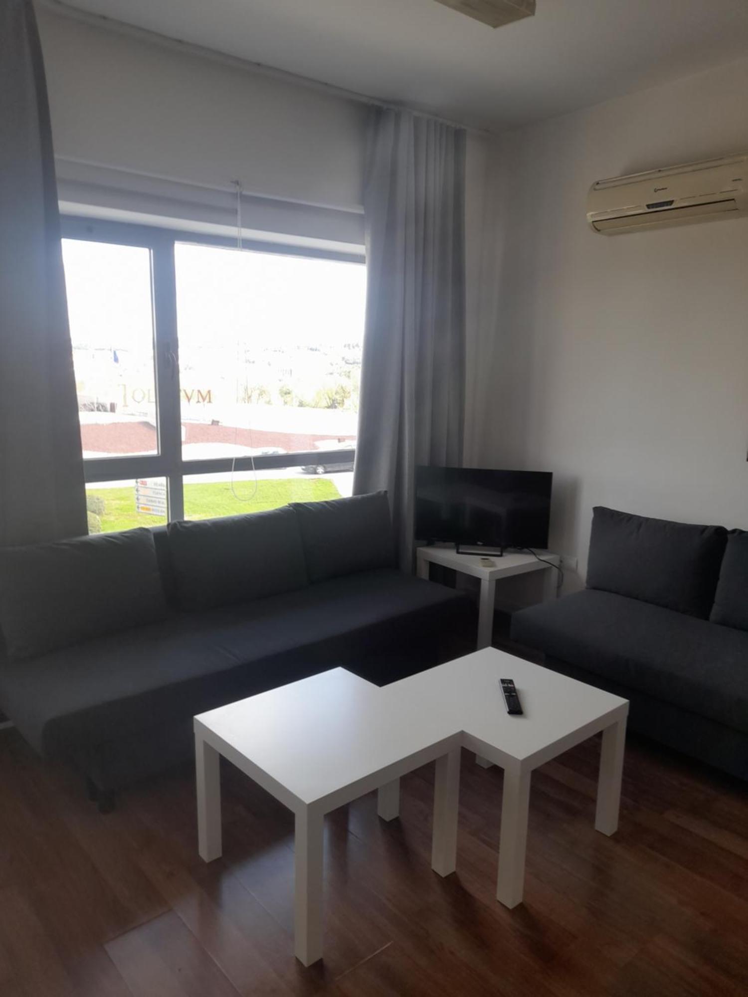 Toletum Low Cost Lofts Diafanos O 2Dormitorios Parking Municipal Gratis Al Aire Libre A 100M Toledo Buitenkant foto