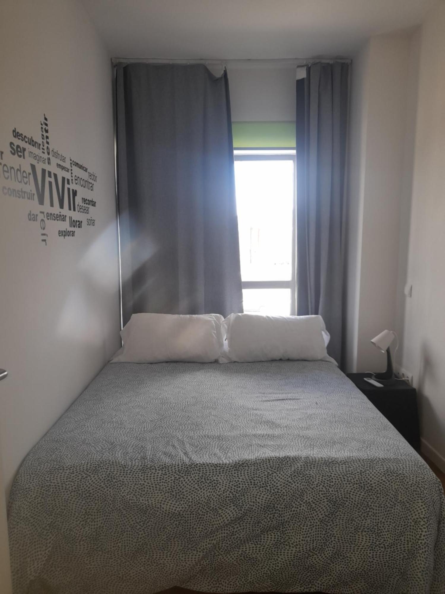 Toletum Low Cost Lofts Diafanos O 2Dormitorios Parking Municipal Gratis Al Aire Libre A 100M Toledo Buitenkant foto